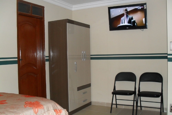 Hotel Hostal Corona Blanca (Sucre)